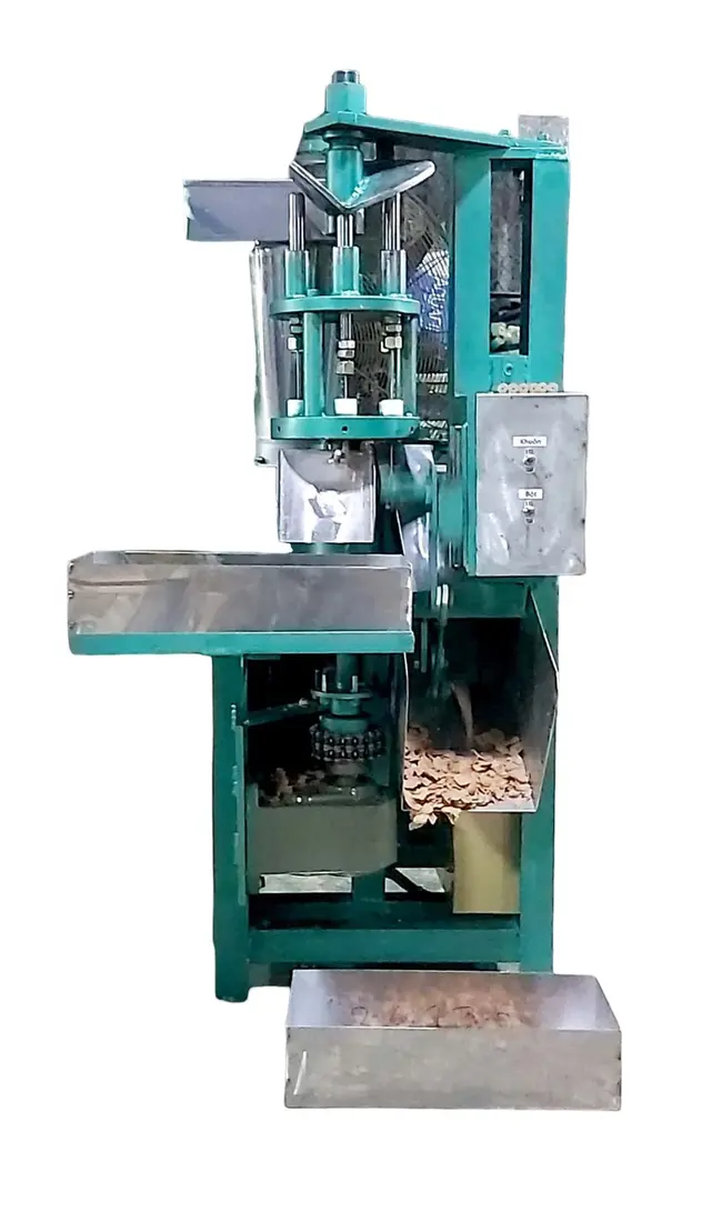 Regular Cone Making Machine